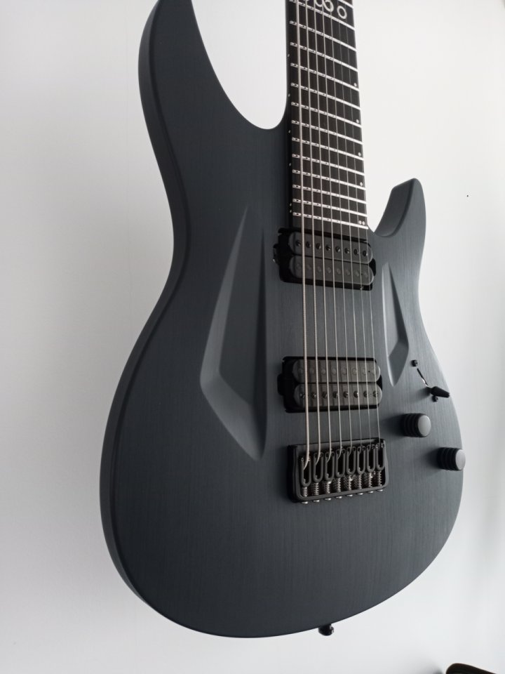 Aristides 080R - Bare Knuckle Ragnarok - COMO NUEVA