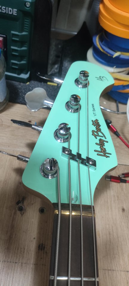 Bajo Harley Benton JB-62CC SFG ULTRA-MODIFICADO