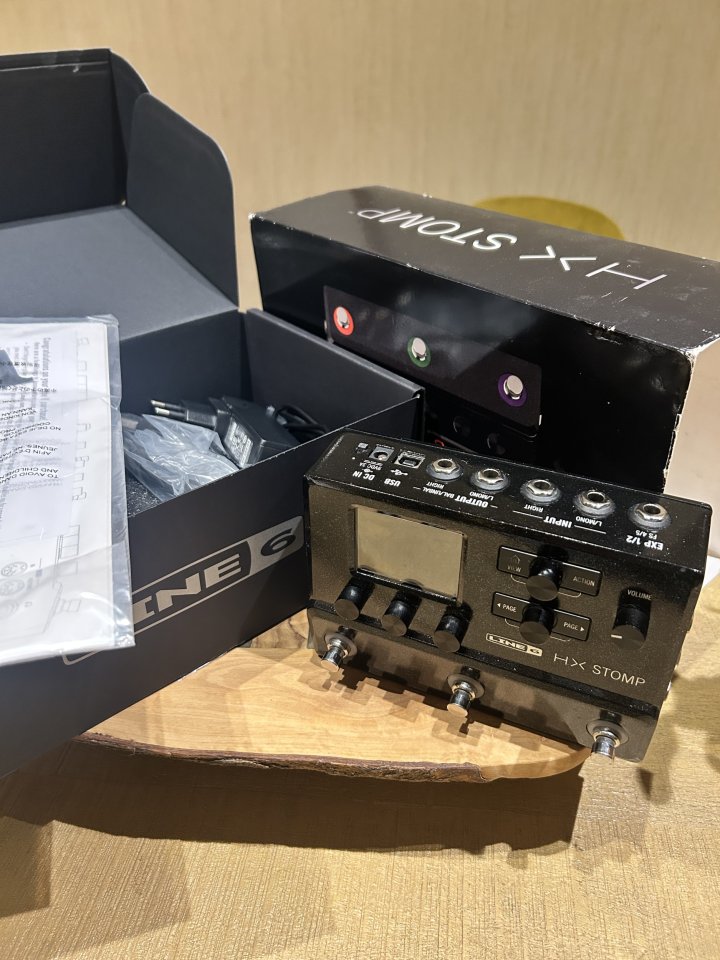 Line6 HX Stomp de segunda mano · Foto 3 de 3 · Salamanca · 375 €