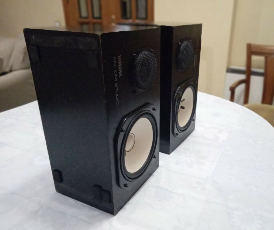 Envío Incluido// Yamaha NS10 + 2 etapas Sony MU-A051 de segunda mano · Foto 2 de 10 · Jaén · 700 €