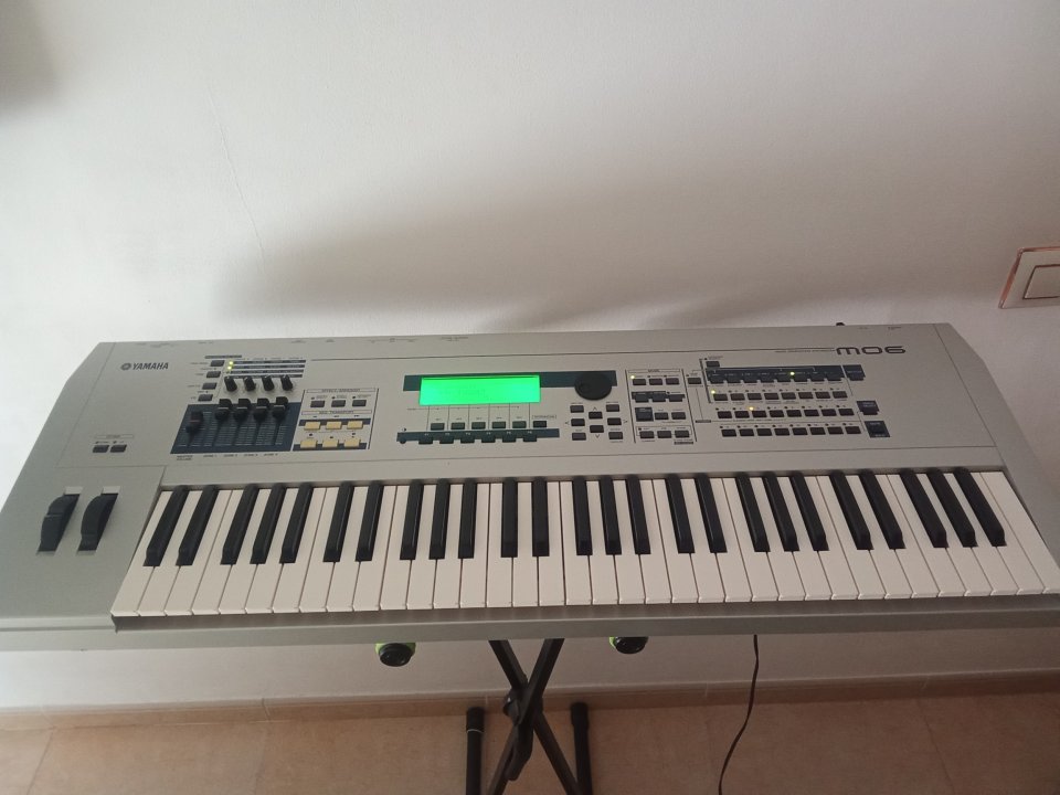 Yamaha mo6 de segunda mano · Foto 1 de 6 · Illes Balears · 300 €