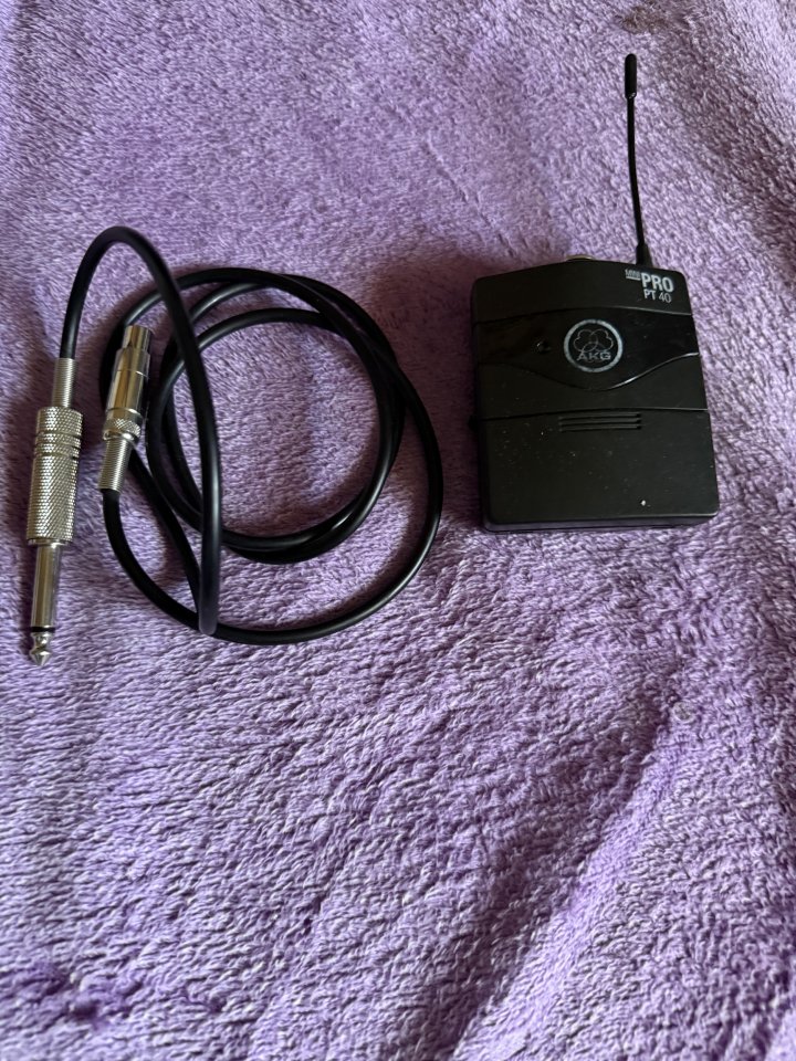 Inhalambrico de guitarra AKG Mini Pro PT 40 Sr 40