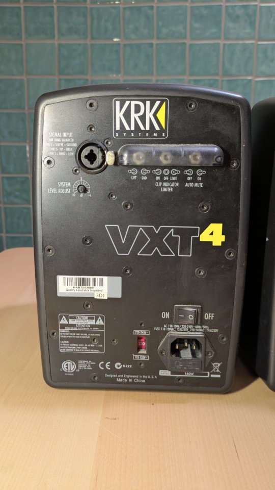 Monitores de estudio KRK VXT4 de 4" de segunda mano · Foto 5 de 9 · Barcelona · 300 €