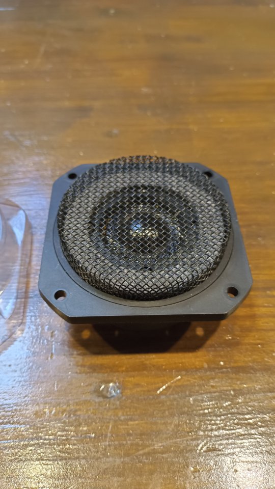 Tweeter Yamaha NS10 de segunda mano · Foto 1 de 3 · Córdoba · 150 €