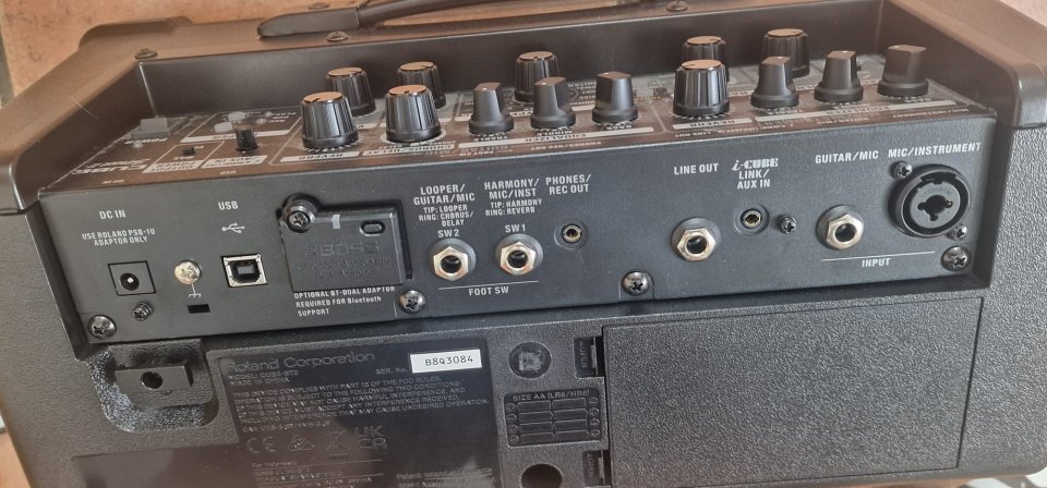 Amplificador BOSS CUBE STREET-2 de segunda mano · Foto 3 de 5 · Navarra · 300 €