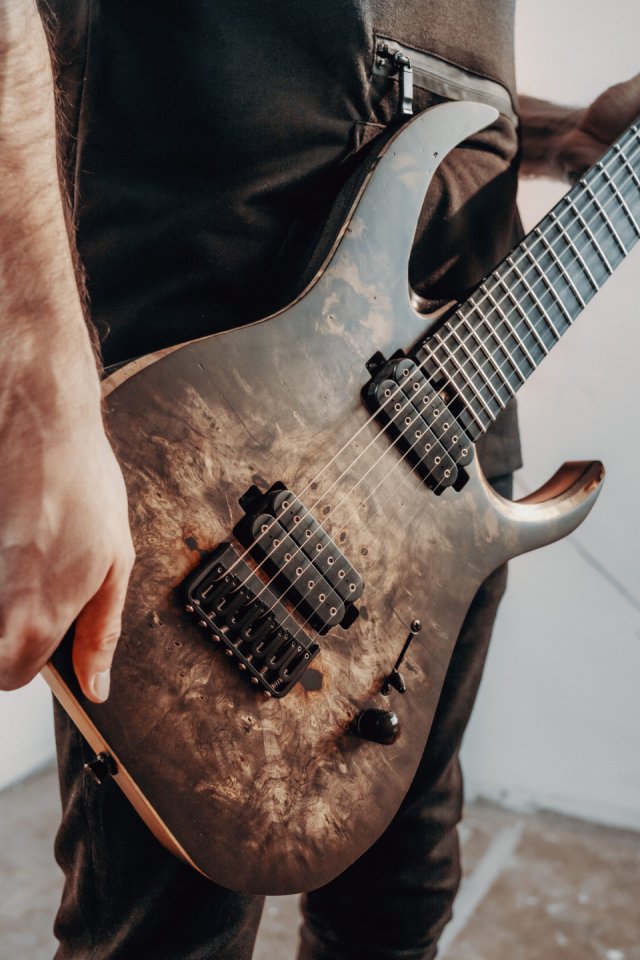 Ronciswall Miasma 7 STD 2022 (7 cuerdas luthier italiano Gabriele Ronci)