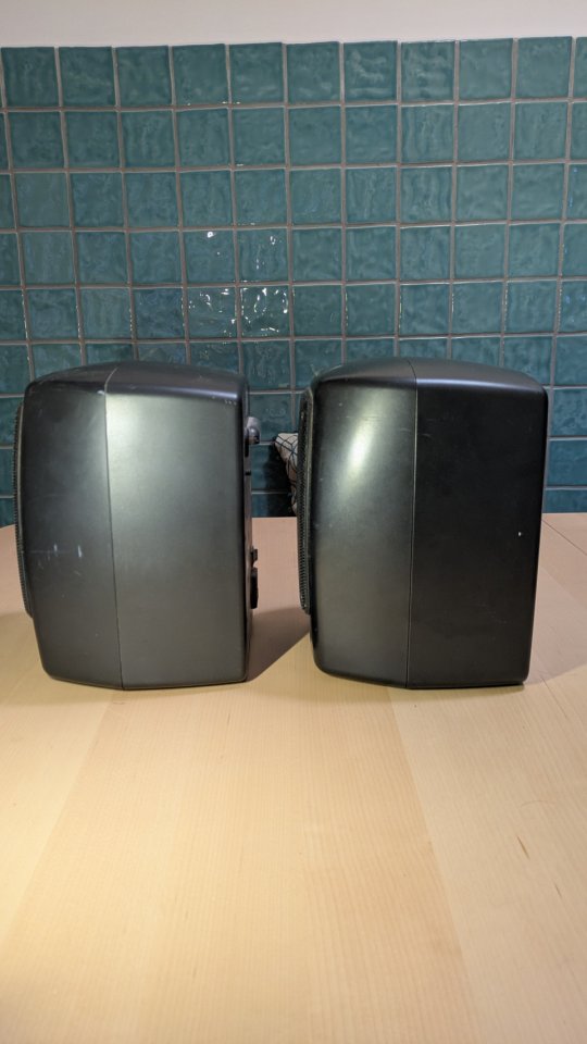 Monitores de estudio KRK VXT4 de 4" de segunda mano · Foto 7 de 9 · Barcelona · 300 €