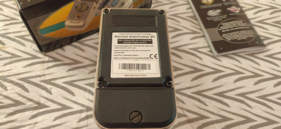 VENDO O CAMBIO "Marshall Supervibe - chorus"