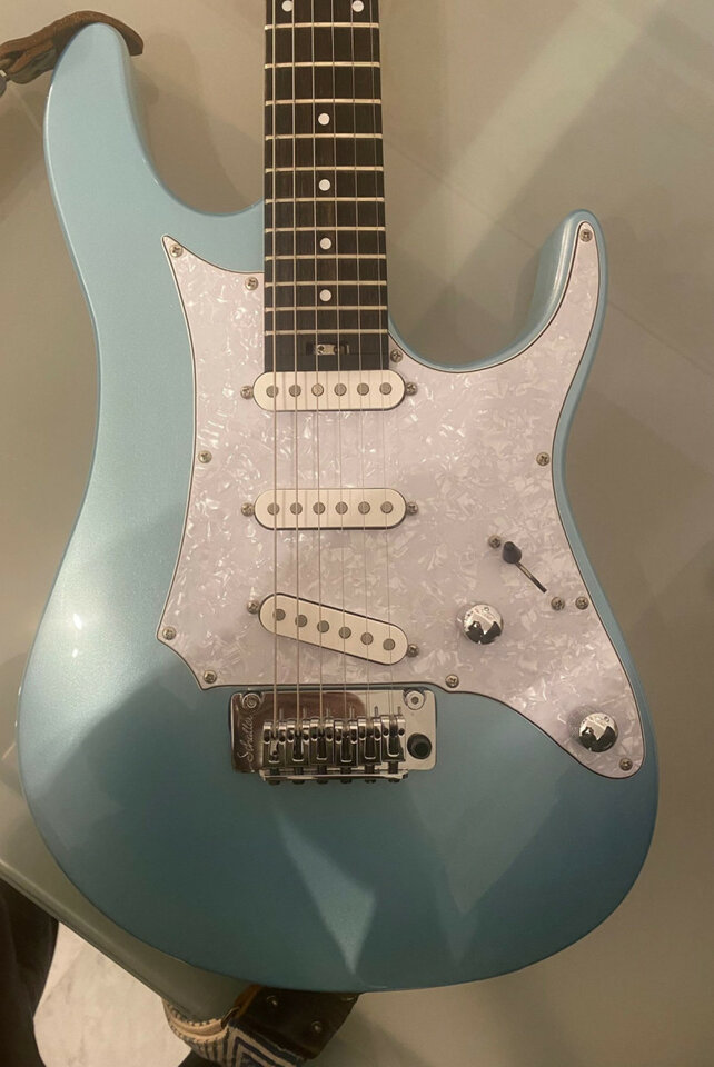 Dolmen Custom Guitars S22 (stratocaster hecho en irlanda)