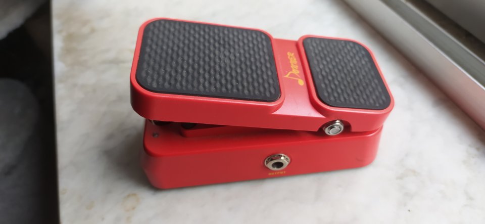 Pedal Volumen y WhaWha Donner