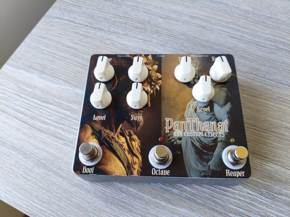 EFX Custom Effects - PanThanat (Clone EQD Hoof & Reaper Fuzz con Octavia) de segunda mano · Foto 1 de 4 · Pontevedra · 70 €