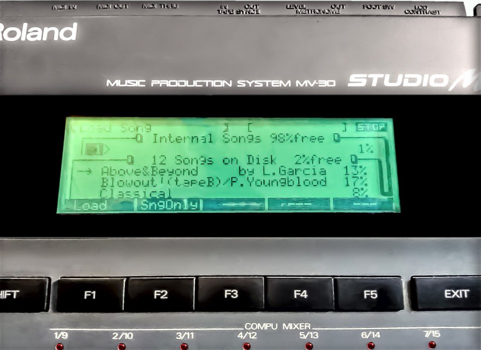 Roland MV30 Studio M: Producción Musical