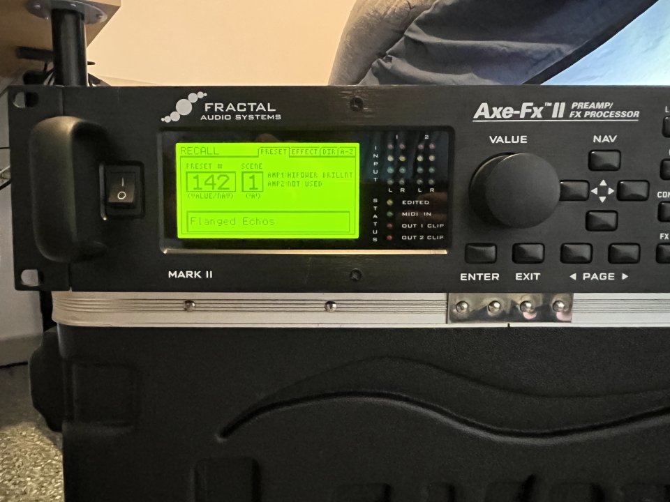 Fractal Audio Axe-Fx II MK II de segunda mano · Foto 2 de 6 · Barcelona · 600 €