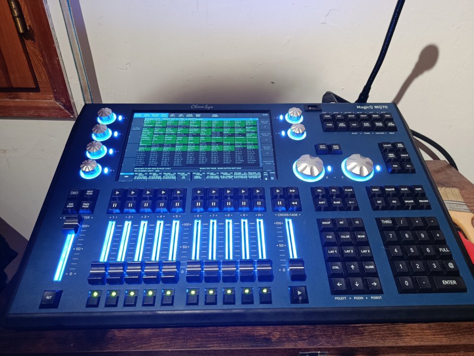 Chamsys MQ70 de segunda mano · Foto 1 de 5 · Madrid · 5000 €