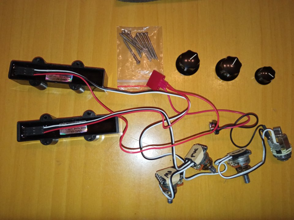 Set pastillas bajo EMG J activas