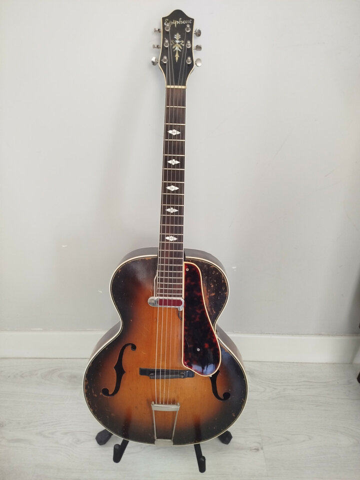 Ephiphone Thiumph 1935 Guitarra Archtop