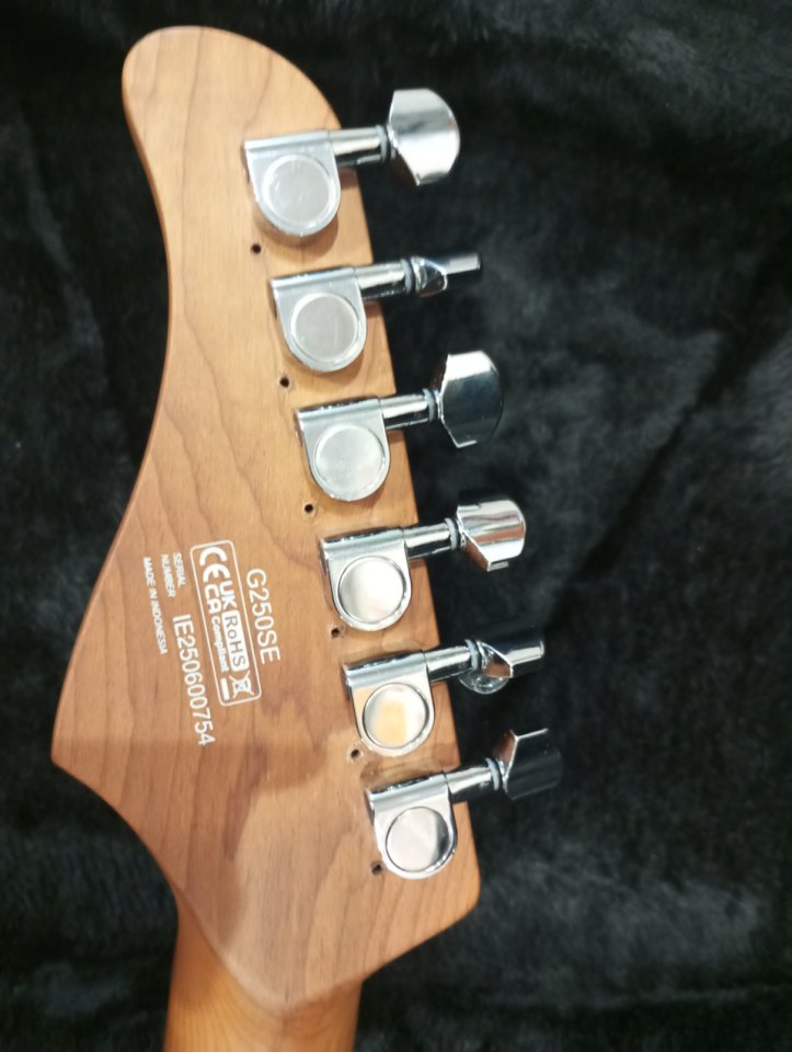 Cort 250 G modificada de segunda mano · Foto 4 de 6 · Bizkaia · 250 €