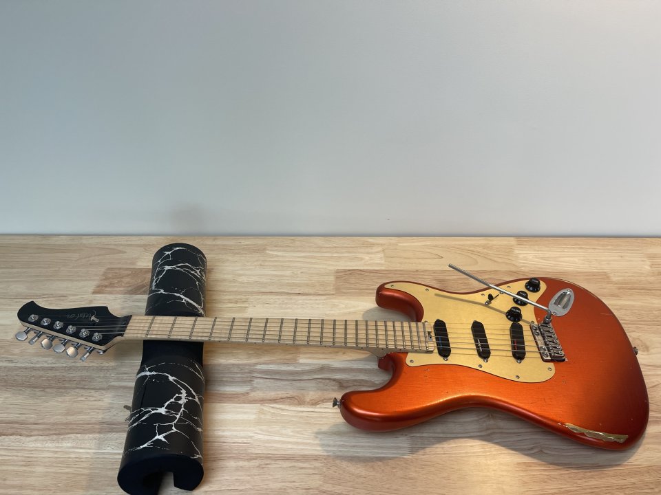 Strato “partscaster” (MJT/Luthier) de segunda mano · Foto 3 de 10 · Cantabria · 850 €