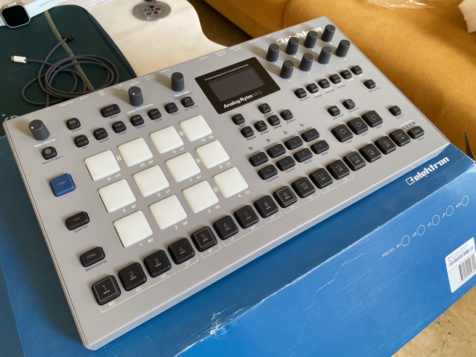 Elektron Analog Rytm Mk2 de segunda mano · Foto 1 de 5 · SC Tenerife · 1100 €
