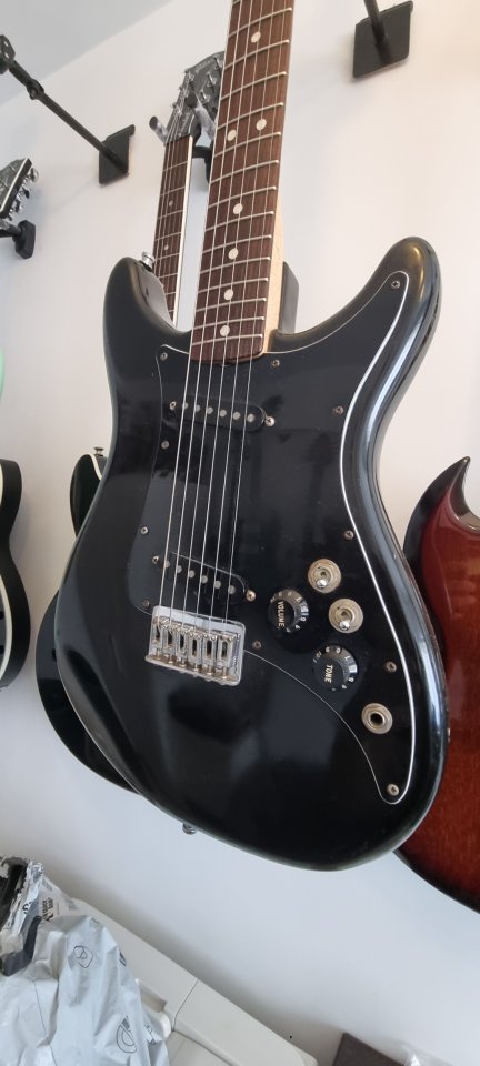 O cambio Fender Lead II 1982 de segunda mano · Foto 3 de 9 · Madrid · 1250 €