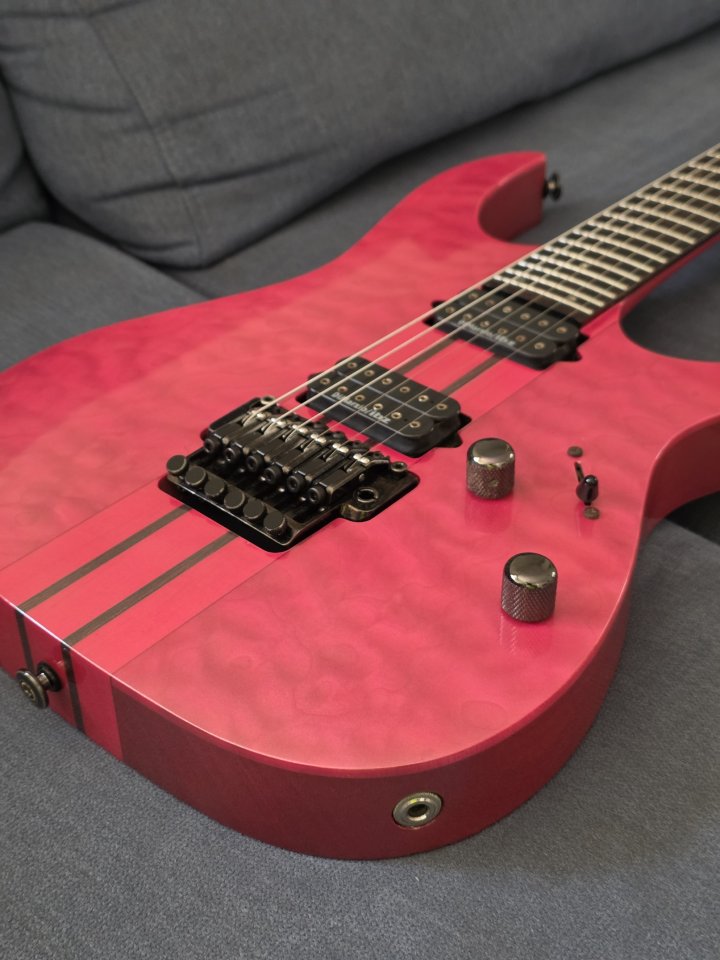 Ibanez Prestige RGT320Q-WRS Team J. Craft de segunda mano · Foto 1 de 10 · Alicante · 1900 €