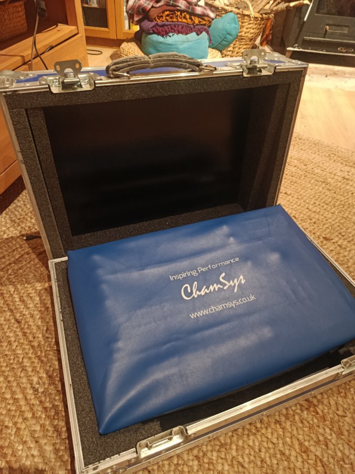 Chamsys MQ70 de segunda mano · Foto 5 de 5 · Madrid · 5000 €