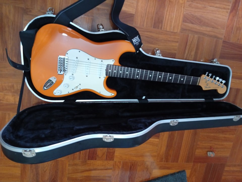 Fender stratocaster made in japan de segunda mano · Foto 7 de 7 · Burgos