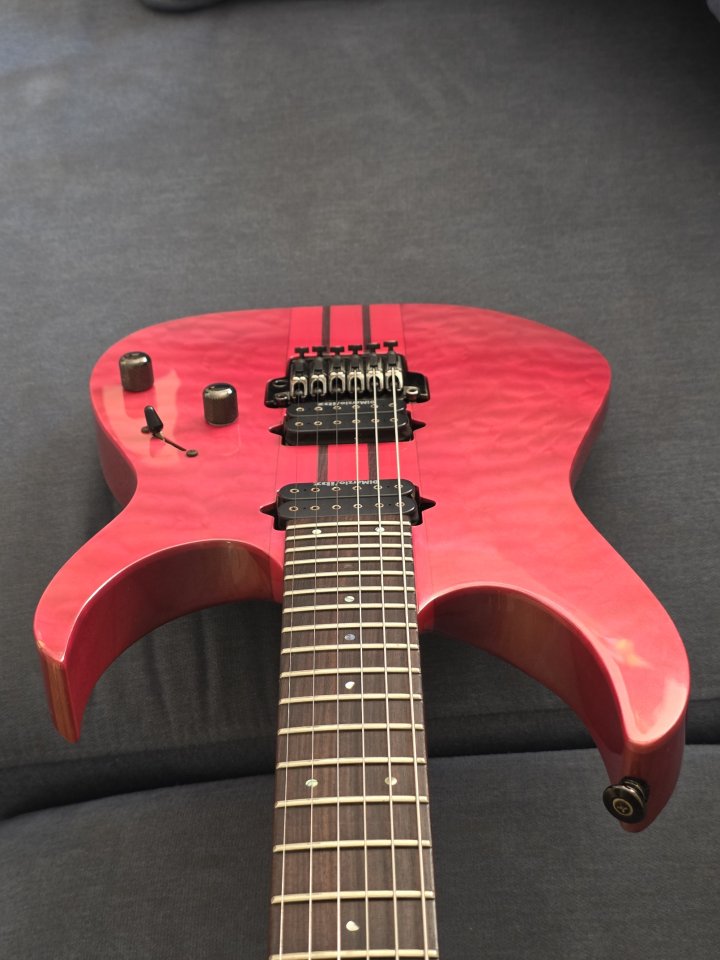 Ibanez Prestige RGT320Q-WRS Team J. Craft de segunda mano · Foto 3 de 10 · Alicante · 1900 €