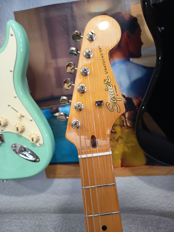 Strato y Tele (Pako,s)