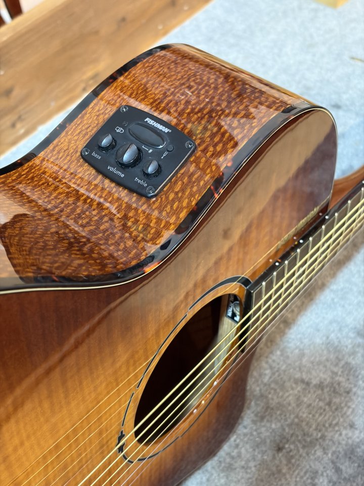 Fender FA 345 Auditorium 3T de segunda mano · Foto 6 de 10 · Las Palmas · 300 €