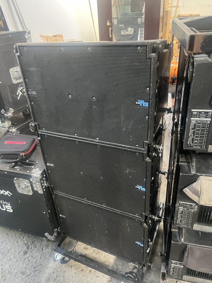 DB TECHNOLOGIES DVA T12