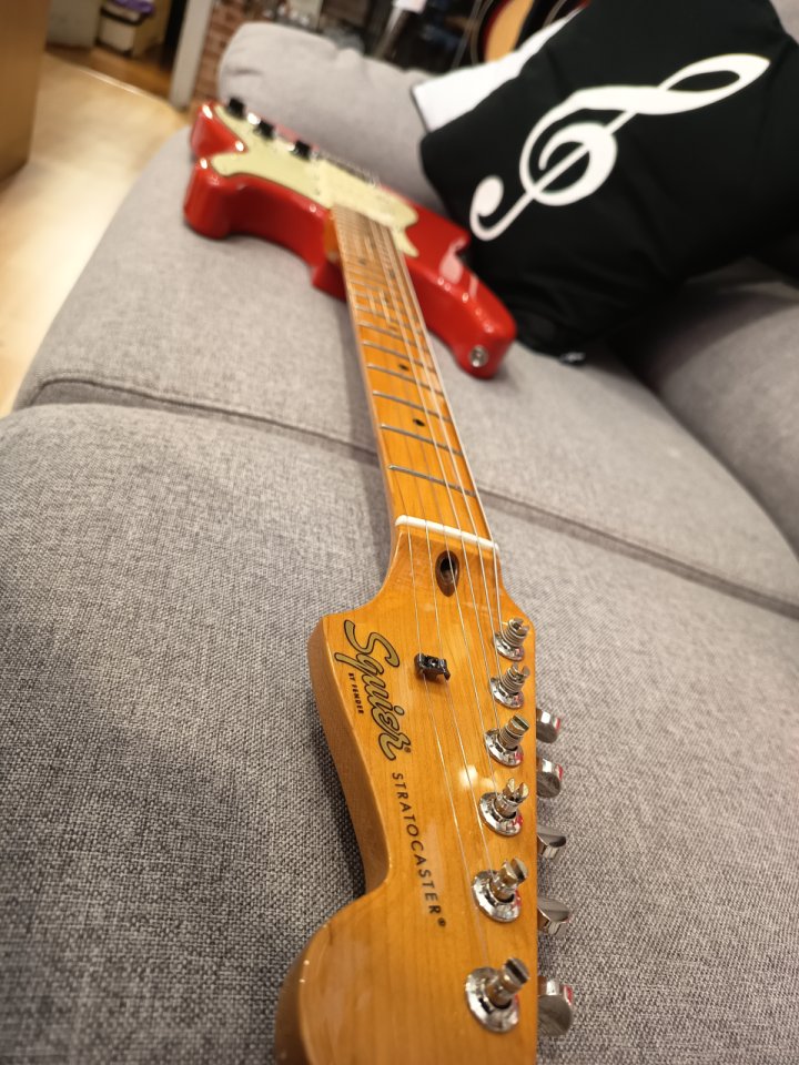 Strato y Tele (Pako,s)