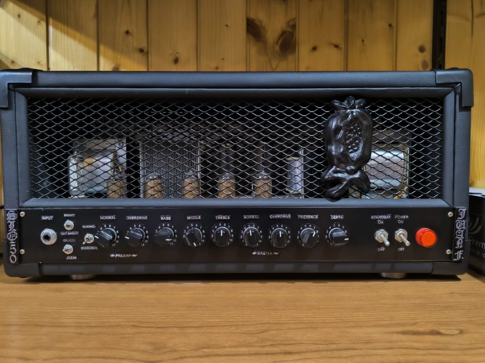 clon de soldano SLO 50 w de segunda mano · Foto 1 de 2 · Granada · 900 €