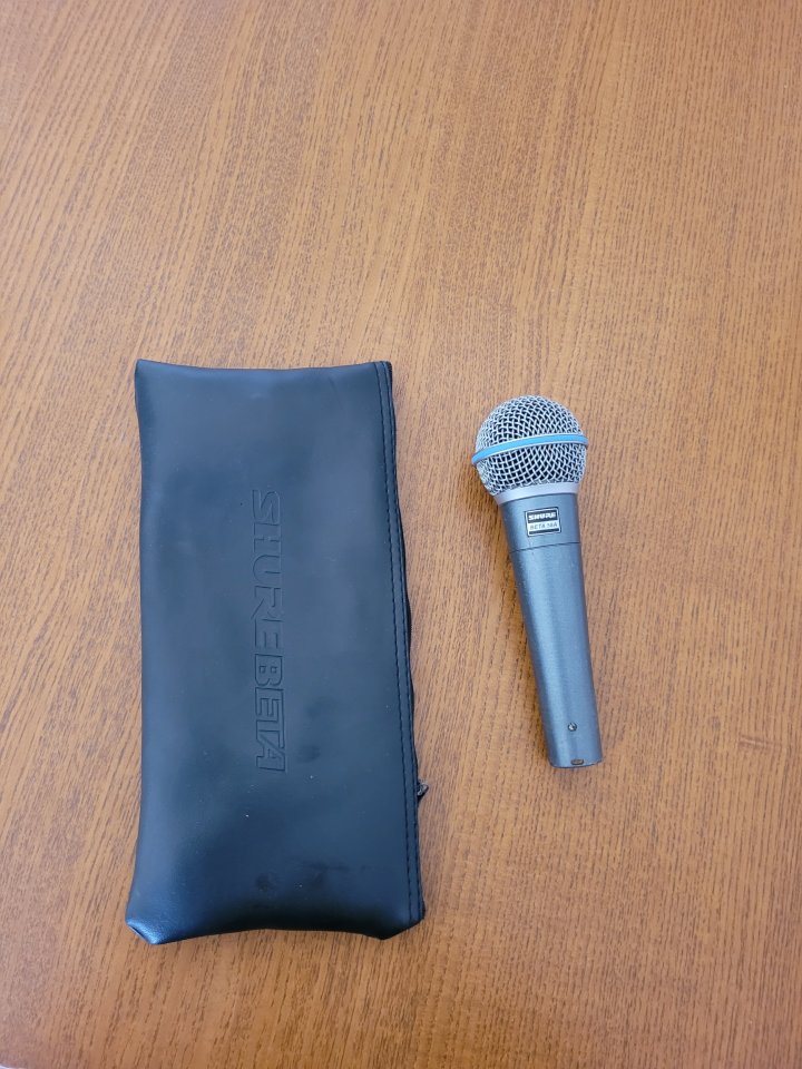 Shure Beta 58A de segunda mano · Foto 2 de 2 · Barcelona · 110 €