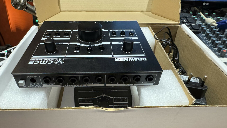 Control room drawmer CMC2