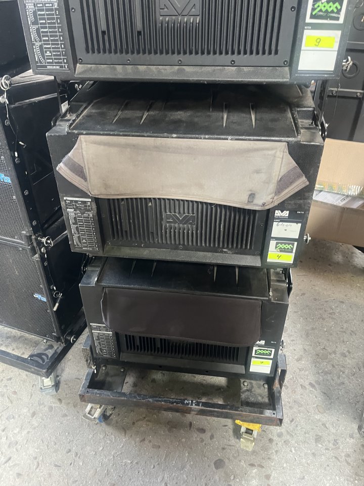 DB TECHNOLOGIES DVA T12