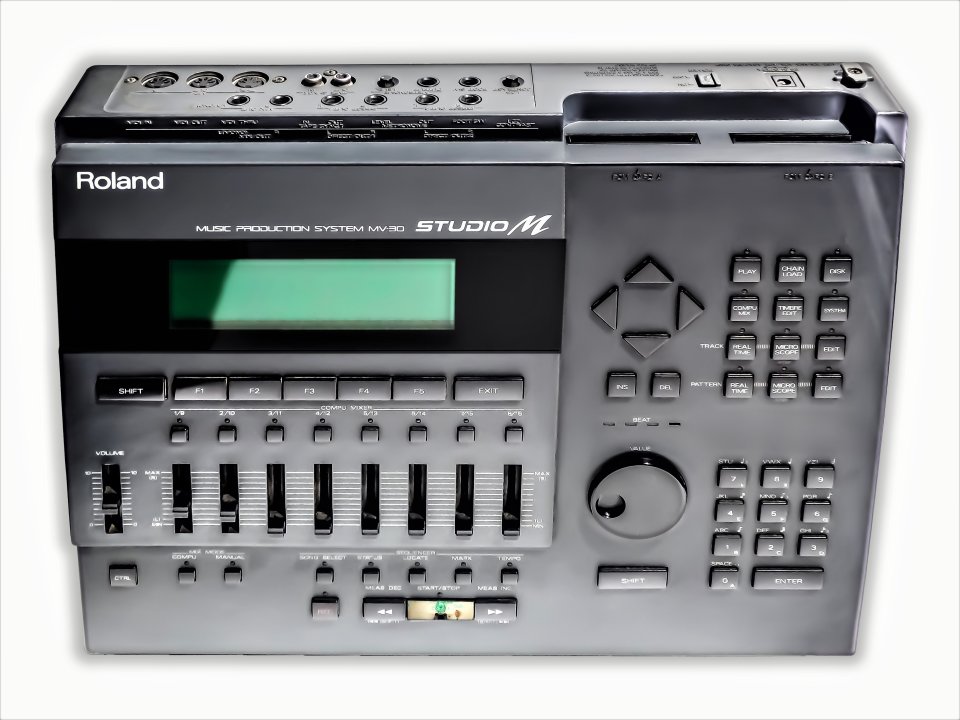 Secuenciador y Modulo de Sonidos ROLAND MV-30