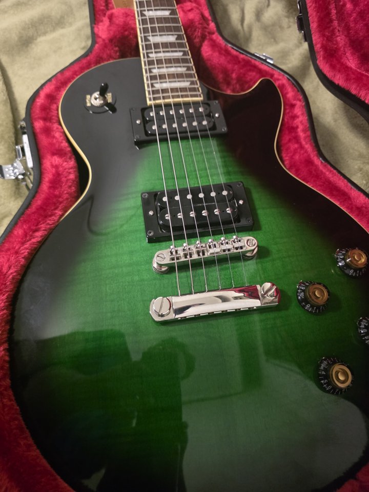 Epiphone Slash Les Paul Standard Anaconda Burst de segunda mano · Foto 2 de 3 · Valencia · 675 €