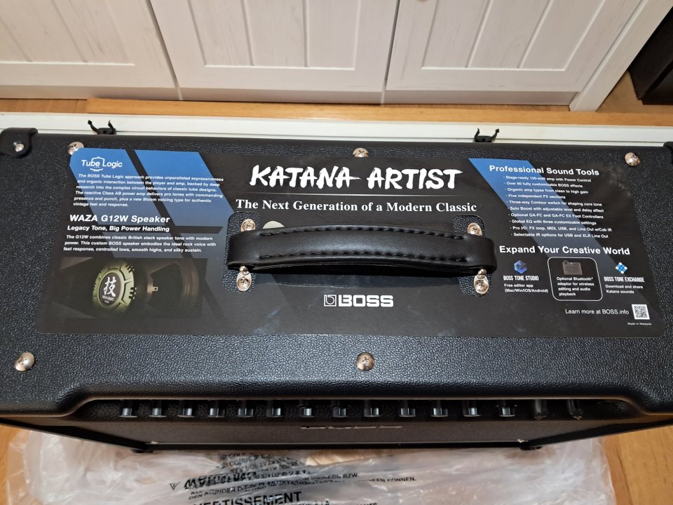 BOSS Katana Artist Gen3 WAZA G12W de segunda mano · Foto 2 de 9 · Navarra · 500 €