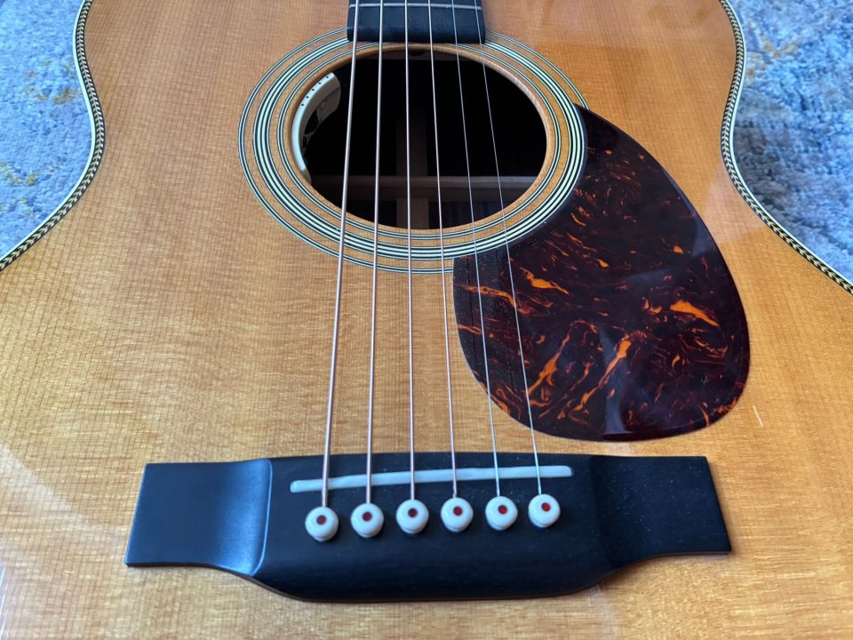 Martín Om28 Reimagined