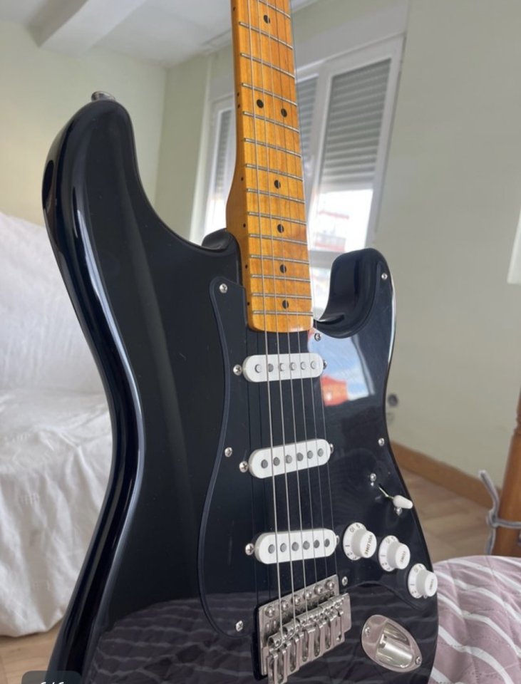 Fender Squier Classic Vibe 50s de segunda mano · Foto 4 de 6 · León · 340 €