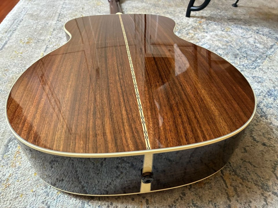 Martín Om28 Reimagined