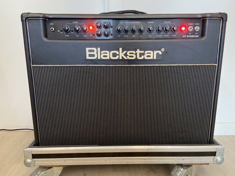 Blackstar HT Stage 60 + Flight Case Profesional a medida + cableado