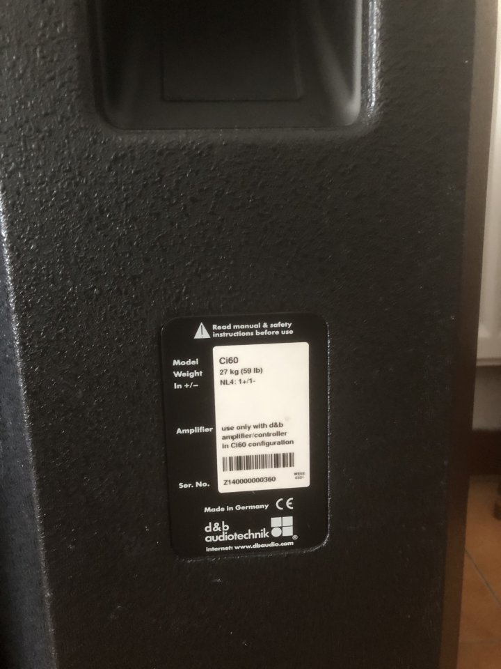 d&b audiotechnik Ci60 + E-PAC de segunda mano · Foto 3 de 6 · Madrid · 2300 €