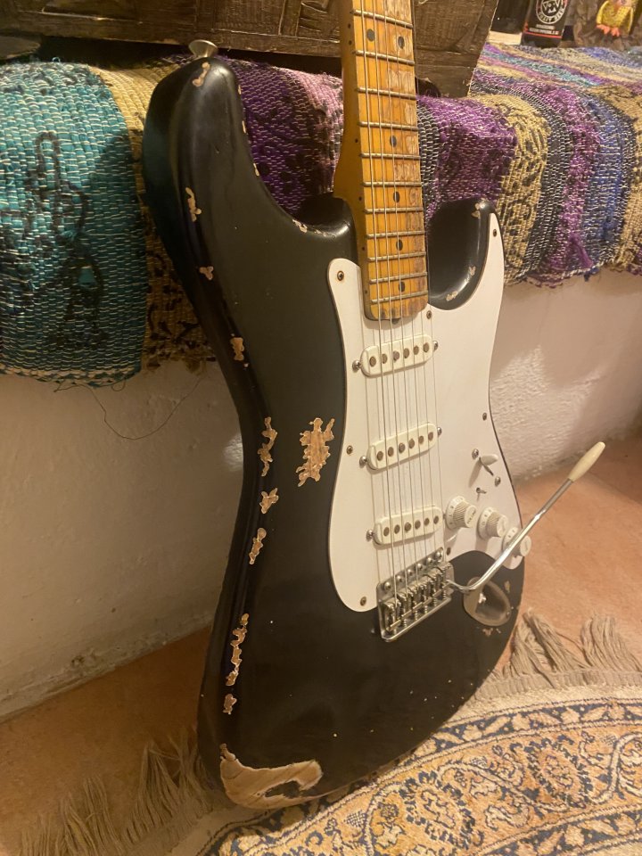 Stratocaster de segunda mano · Foto 4 de 9 · Madrid · 1300 €