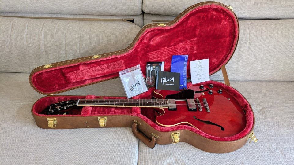 Gibson ES 335 de segunda mano · Foto 4 de 5 · Badajoz · 2700 €