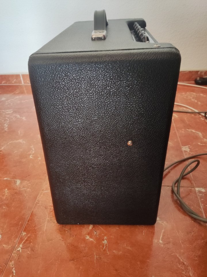 Cambio Fender Blues Junior de segunda mano · Foto 5 de 8 · Alicante