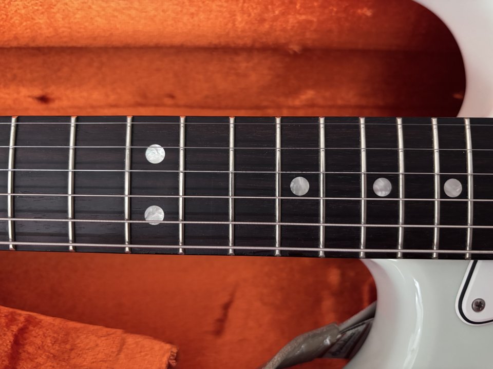 Fender American Vintage II 1965 Stratocaster – Sonic Blue – de segunda mano · Foto 9 de 10 · A Coruña · 1790 €