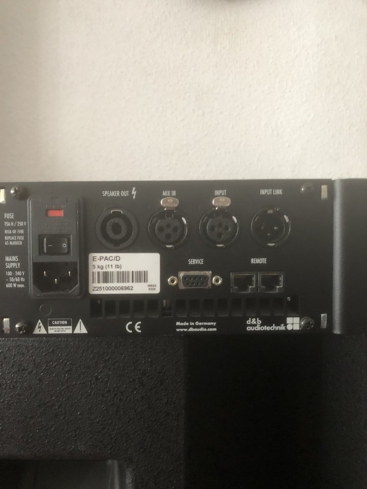 d&b audiotechnik Ci60 + E-PAC de segunda mano · Foto 6 de 6 · Madrid · 2300 €