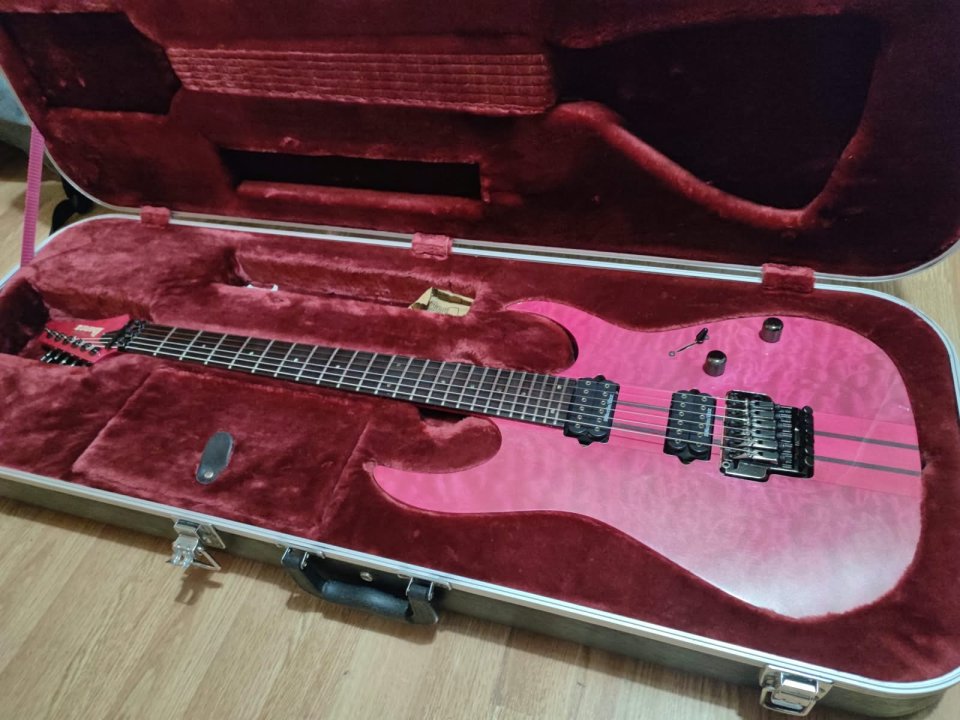 Ibanez Prestige RGT320Q-WRS Team J. Craft de segunda mano · Foto 4 de 10 · Alicante · 1900 €